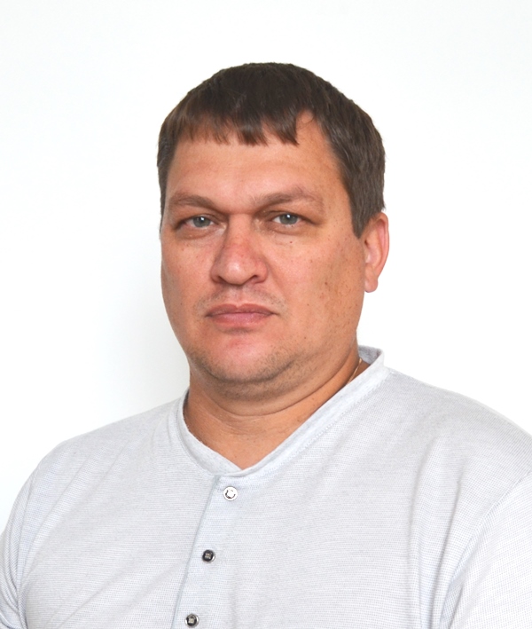Кусточкин Александр Валерьевич.